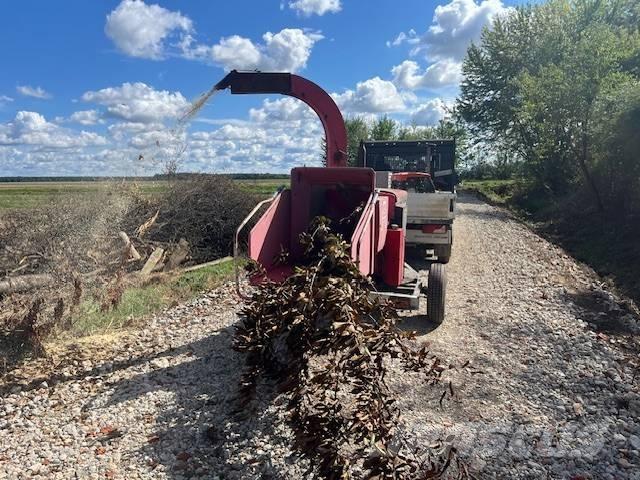 Junkkari HJ 200 Masini de tocat lemn