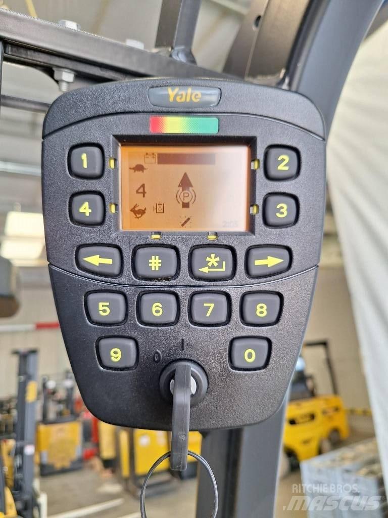 Yale ERP 30 VL Stivuitor electric