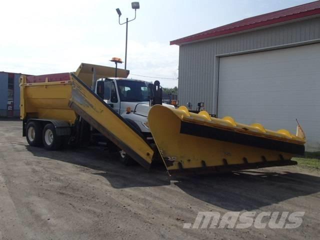 International 7400 Lame pentru dezapezire si pluguri