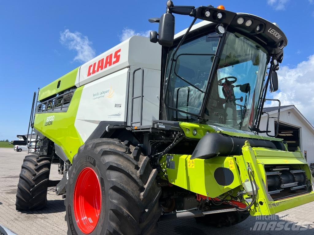 CLAAS Lexion 8700 Combine de secerat