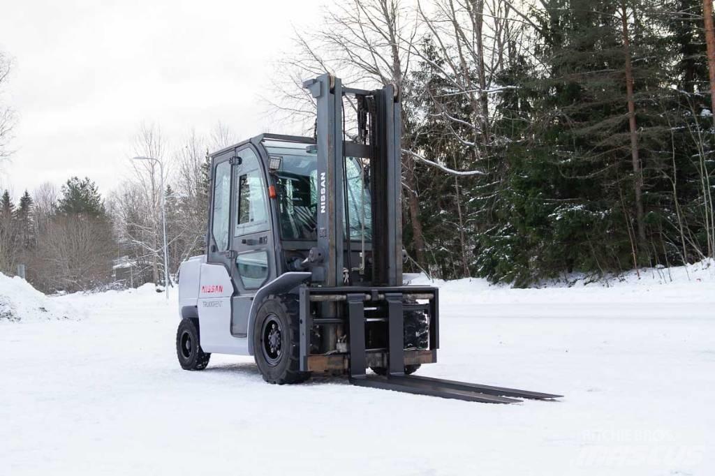 Nissan WG1F4A50Y Stivuitor diesel