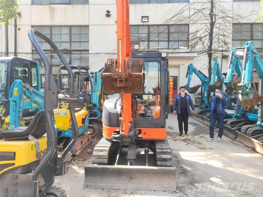 Hitachi ZX30 Mini excavatoare < 7t