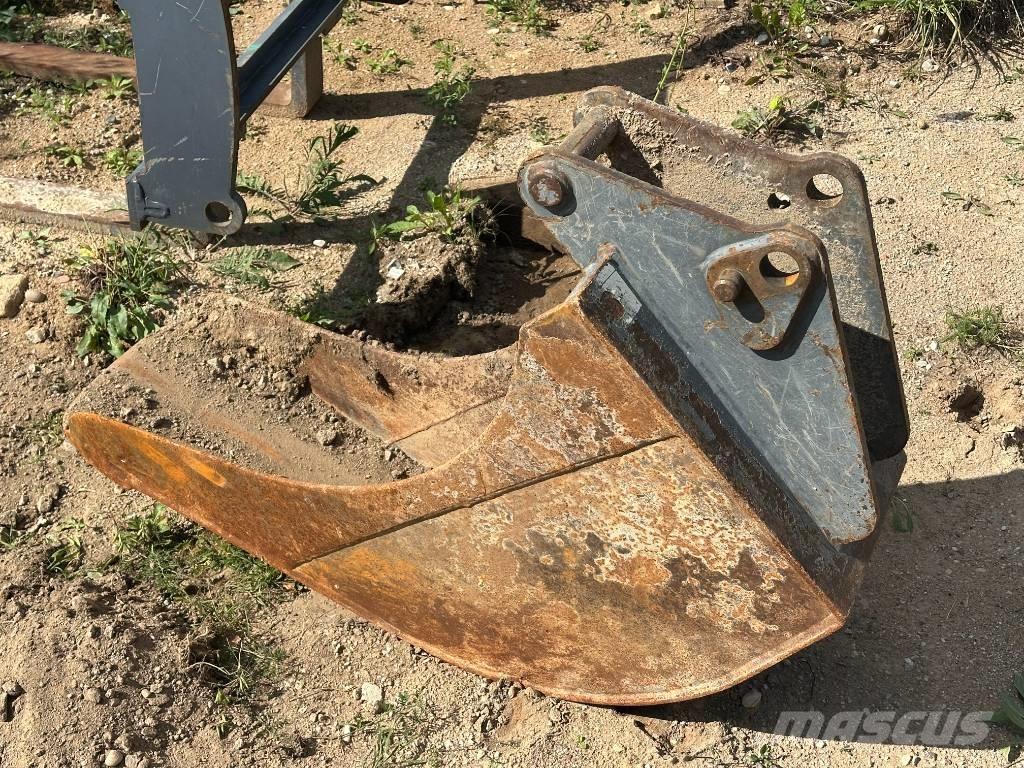 Komatsu WB 97 S-8 Buldoexcavatoare
