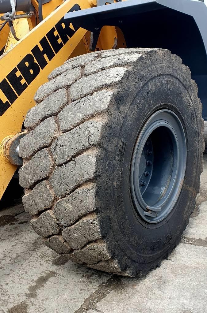 Liebherr L 550 Incarcator pe pneuri