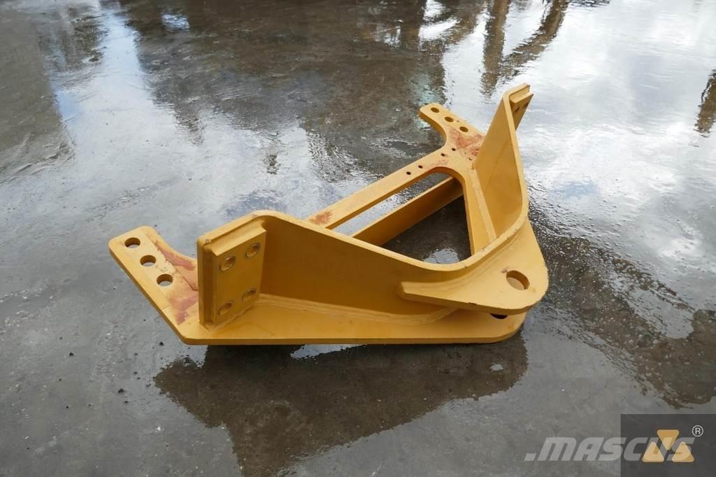 CAT 140M3 Drawbar Transport - Altele
