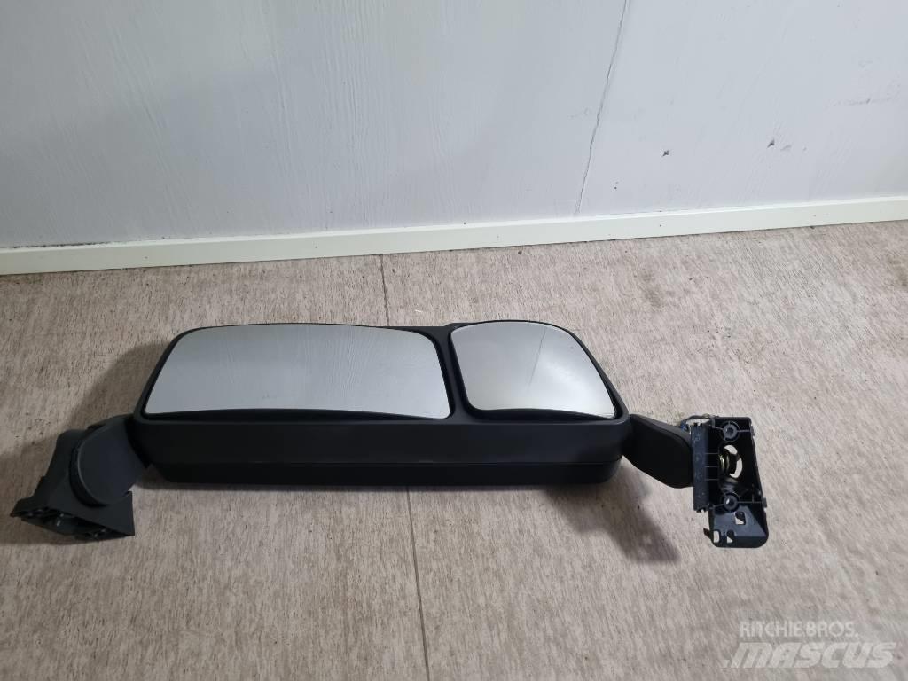 Mercedes-Benz MP4 Sasiuri si suspensii