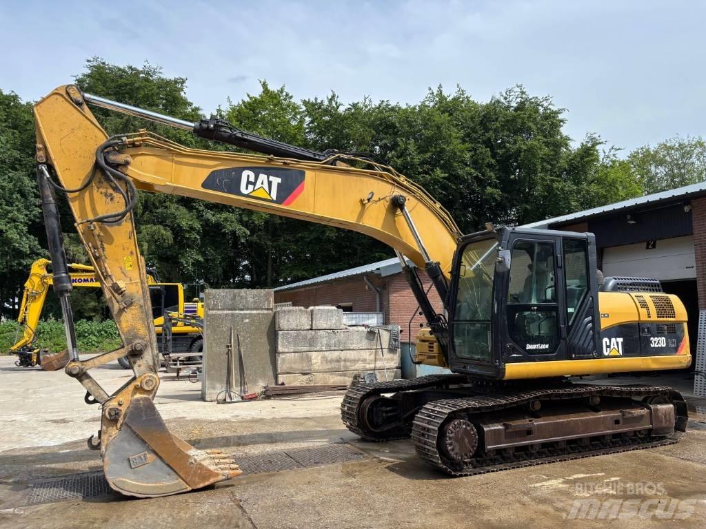 CAT 323 D LN Excavatoare pe șenile

