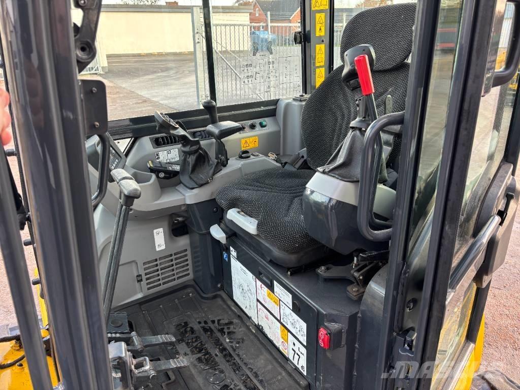 Komatsu PC55 MR-5 Mini excavatoare < 7t