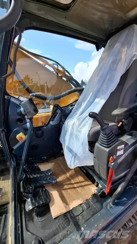 Hyundai R320NLC-9 Excavatoare pe șenile
