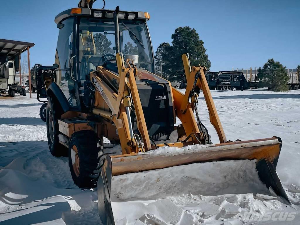 CASE 580 M Buldoexcavatoare