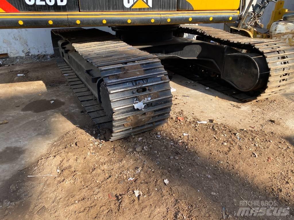 CAT 320 D Excavatoare pe șenile
