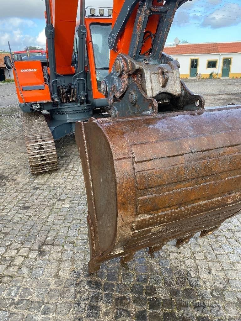 Doosan DX 220 NLC Excavatoare pe șenile
