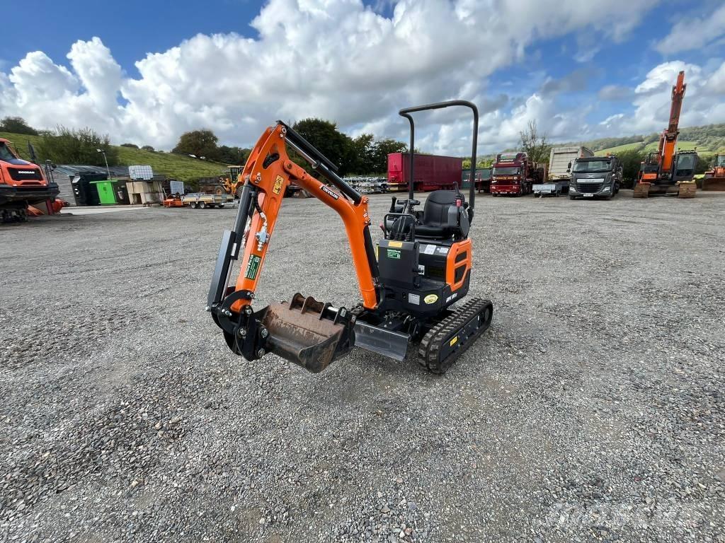 Develon DX 10 Z-7 Mini excavatoare < 7t
