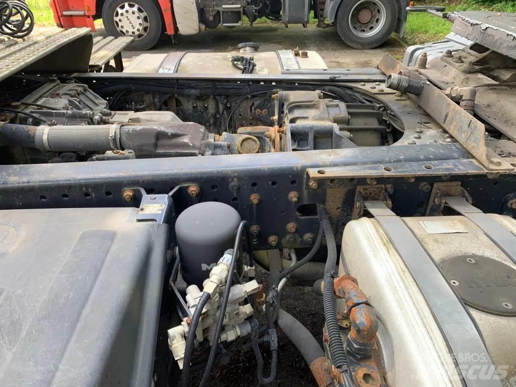 MAN TGA 18.480 4x4 Autotractoare