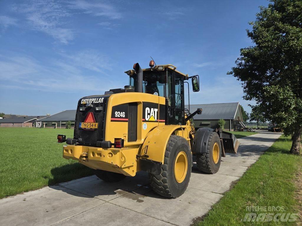CAT 924G Incarcator pe pneuri