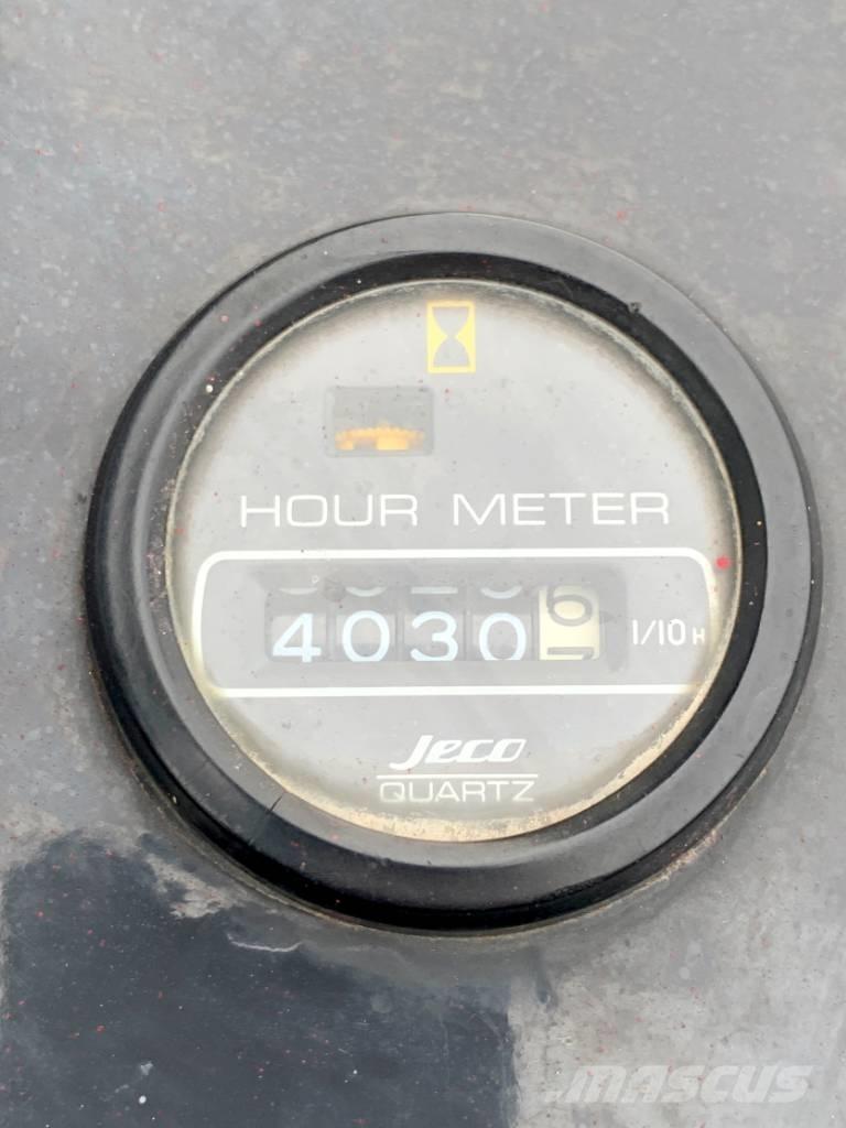 Unic URW 376 Mini macarale