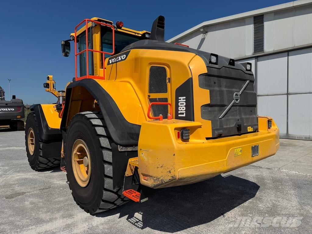 Volvo L 180 H Incarcator pe pneuri
