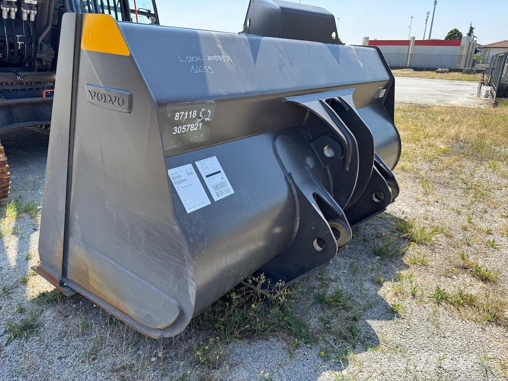 Volvo L 180 H Incarcator pe pneuri