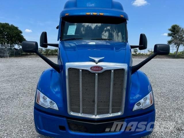 Peterbilt 579 Autotractoare