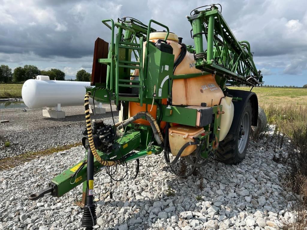 Amazone UX 4200 Tractoare agricole sprayers