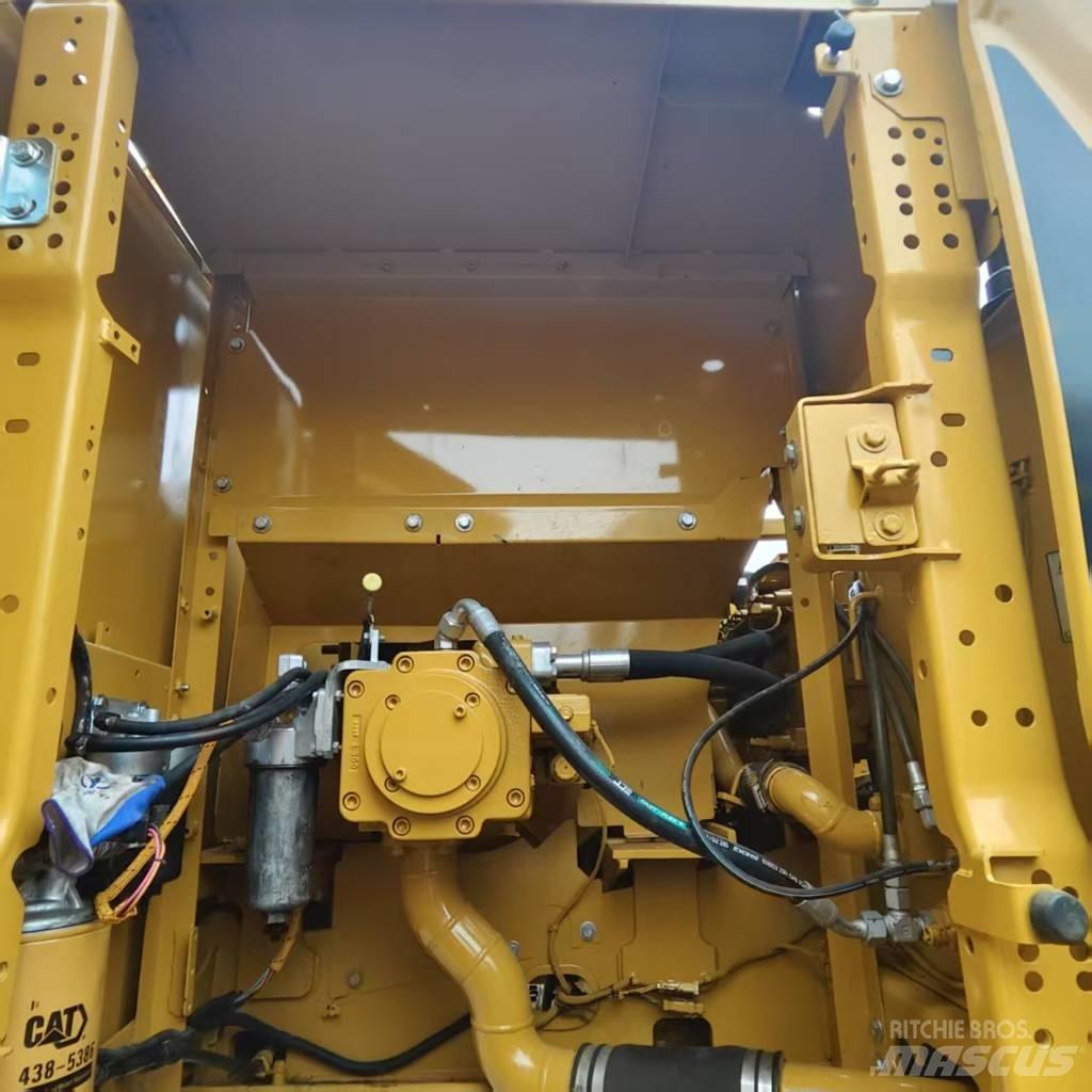 CAT 320 GC Excavatoare 7t - 12t