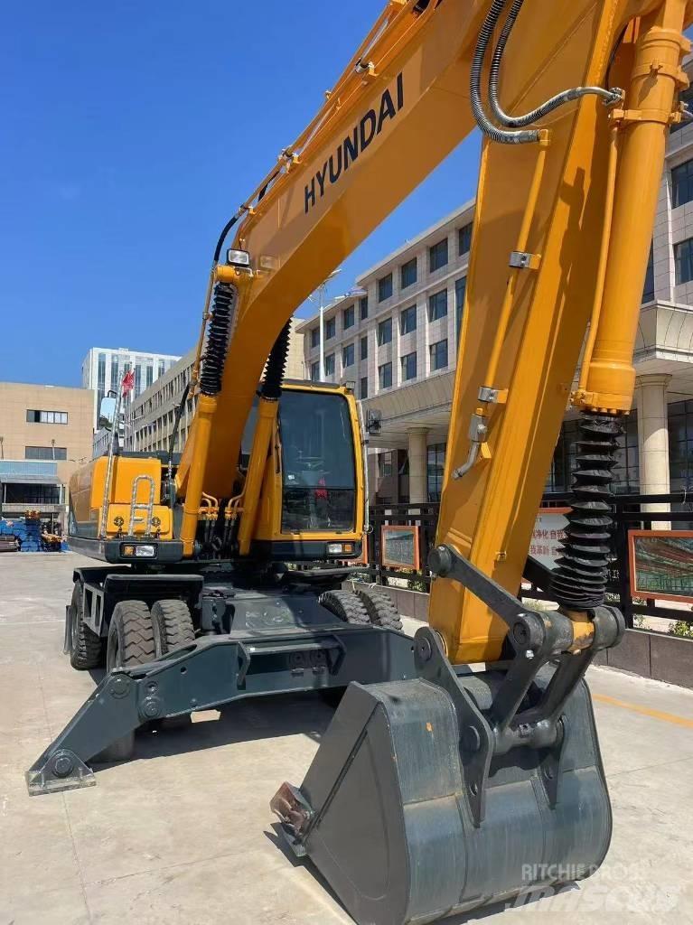 Hyundai 210-9 Excavatoare 7t - 12t