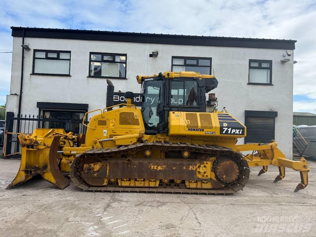 Komatsu D 71P Xi-24 Buldozere pe senile