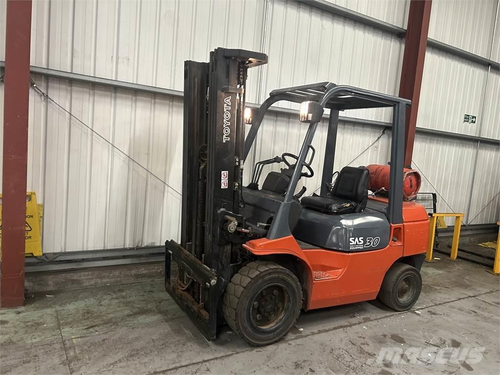 Toyota 7FGF30 Stivuitor GPL