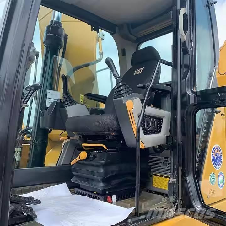 CAT 320 GC Excavatoare pe șenile
