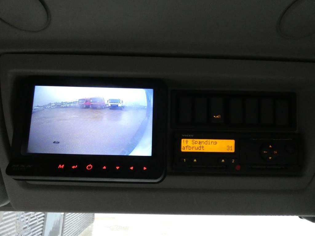 Volvo FE 320 Transportatoare vehicule