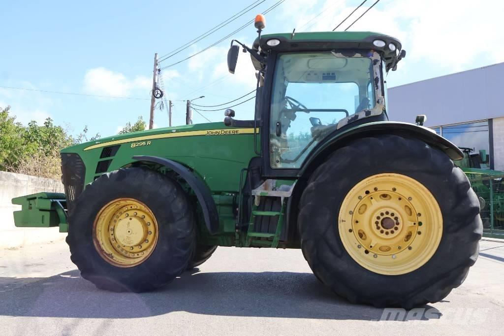 John Deere 8295 R Tractoare