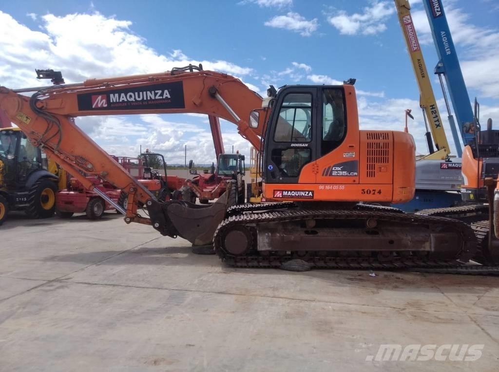 Doosan DX 235 LCR Excavatoare pe șenile
