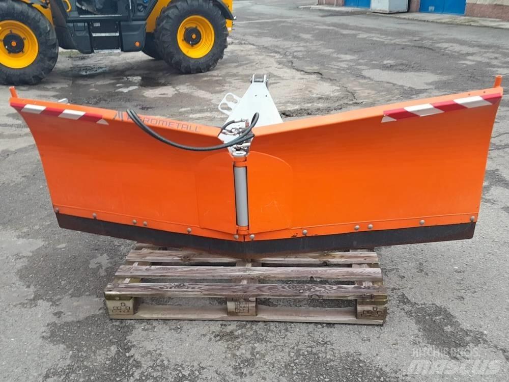  Agrometall SR-M 2000 Utilaje întreţinere terenuri - Altele