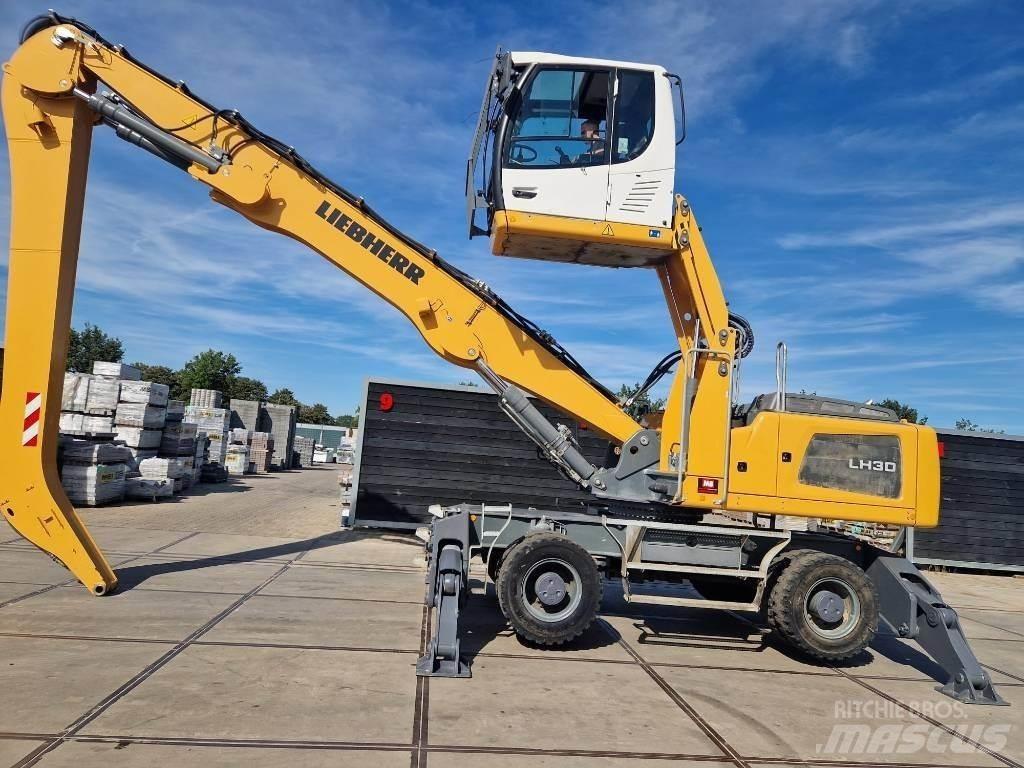 Liebherr LH 30 M Paleta de manipulare