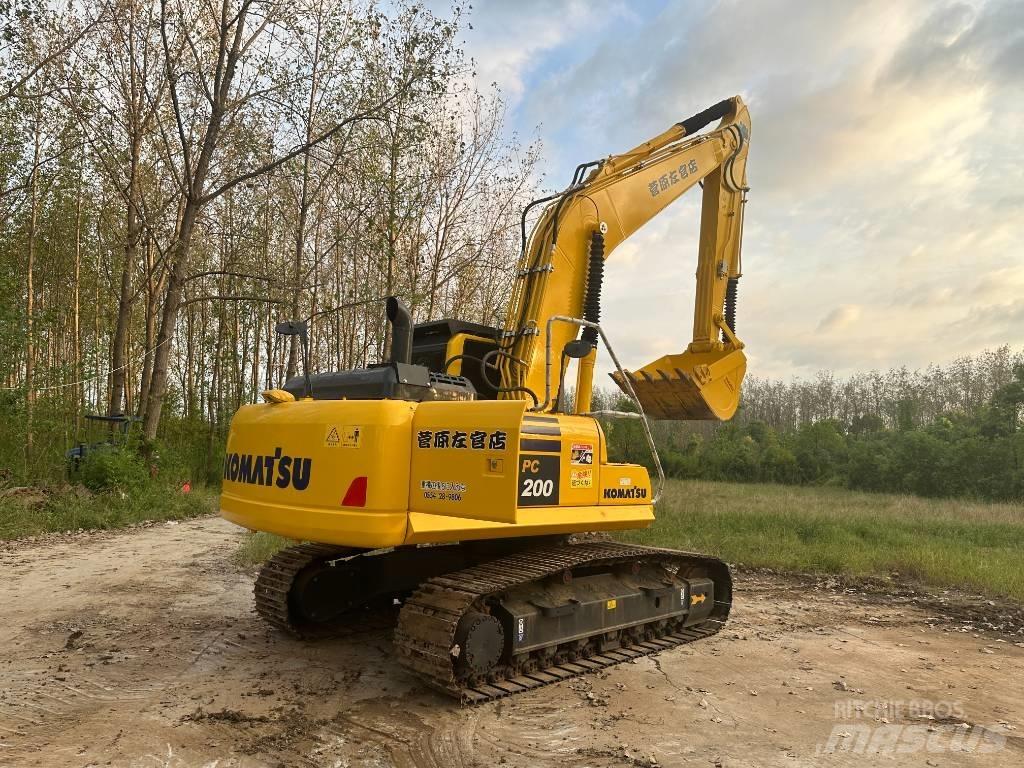 Komatsu pc200-8 Excavatoare pe șenile

