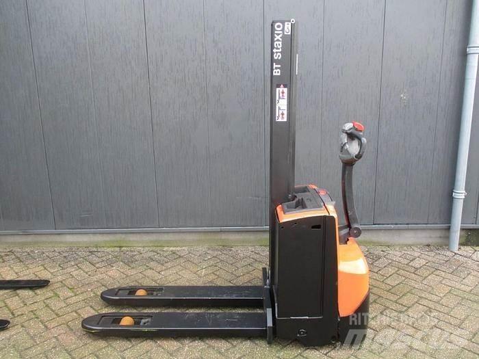 Toyota SWE 080L Transpaleta manuala