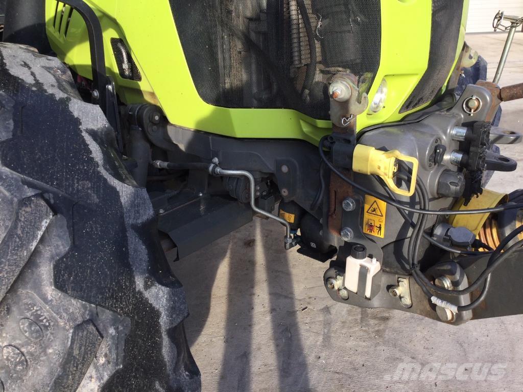 CLAAS ARION 550 Tractoare