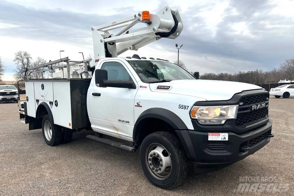 RAM 5500 TRADESMAN Platforme aeriene montate pe camion