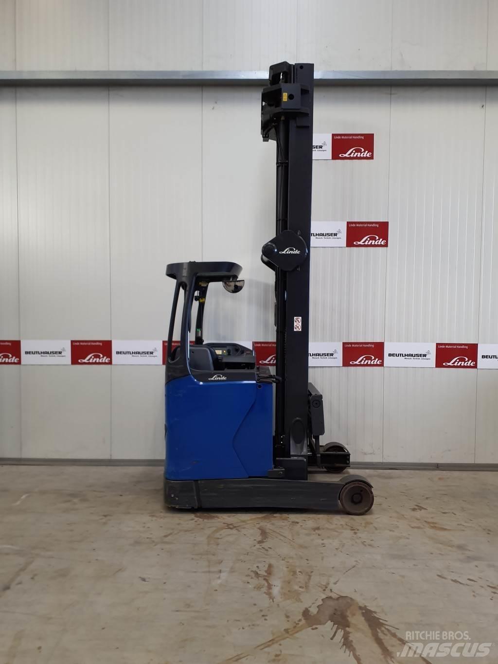 Linde R16HD Stivuitor cu catarg retractabil