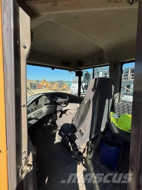 Volvo A 25 F Transportoare articulate