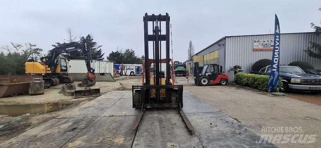 Hyster F7060DPJ Stivuitor diesel