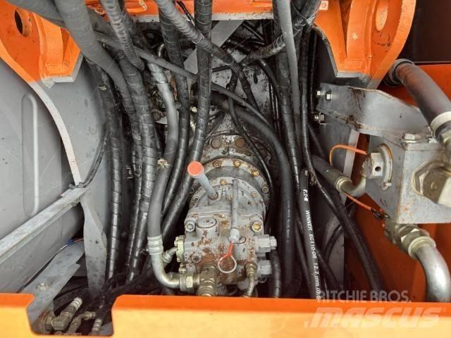 Hitachi ZX 130 W Excavatoare cu roti