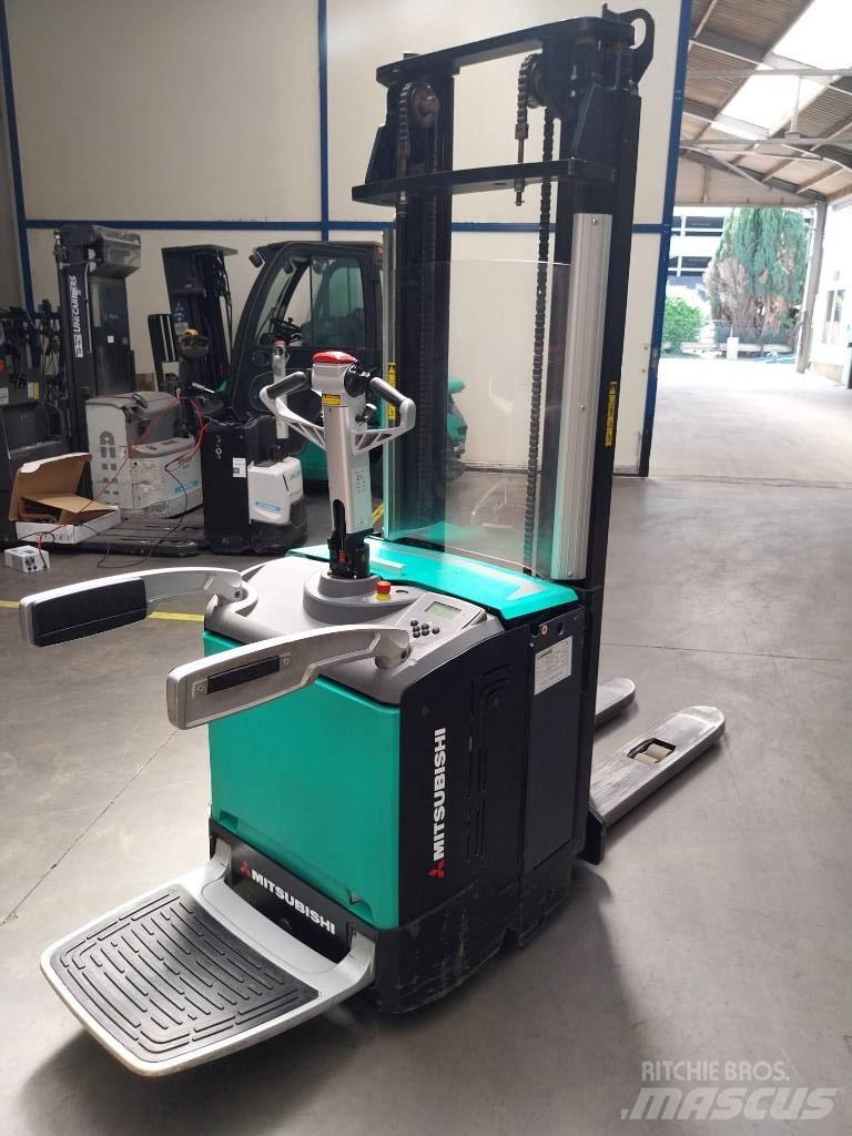 Mitsubishi SBV 16 N Transpaleti autopropulsanti