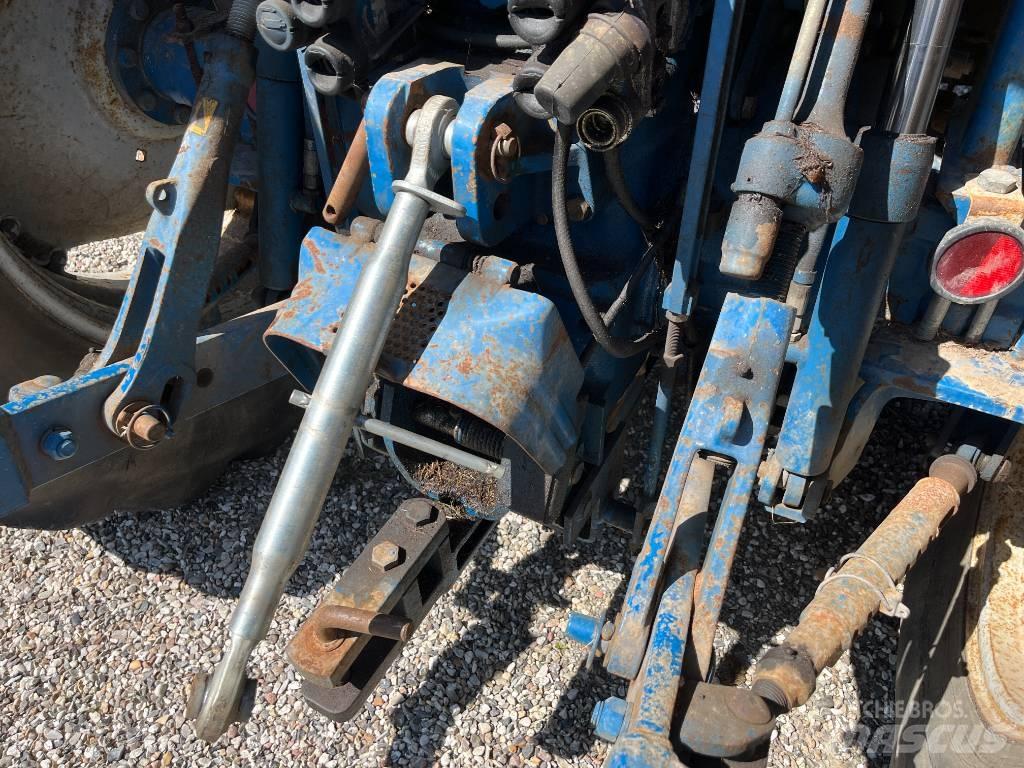 Ford 8210 Force III Tractoare