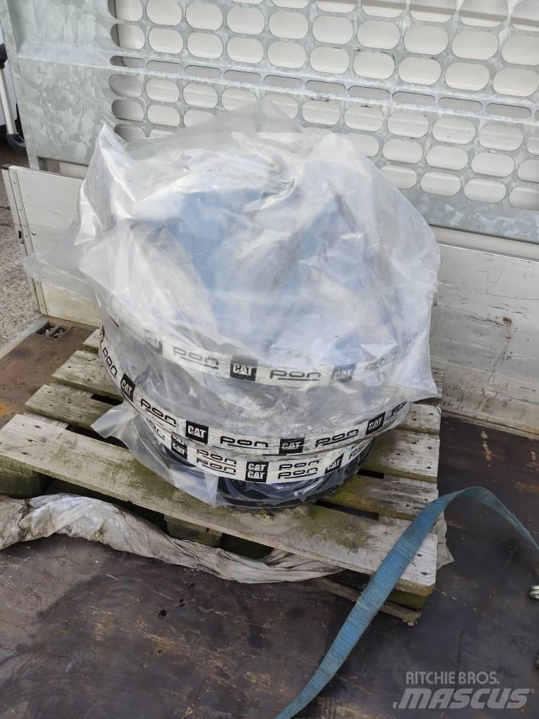 CAT 390 F Lanturi, senile si sasiu