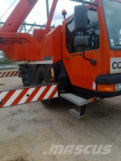 Liebherr LTM 1030-2 Macara teren accidentat