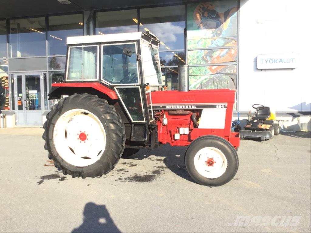 International 684 Tractoare