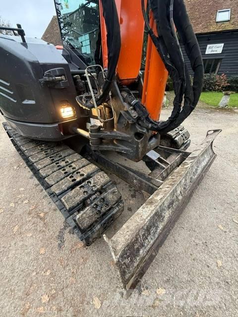 Hitachi 85usb Excavatoare 7t - 12t
