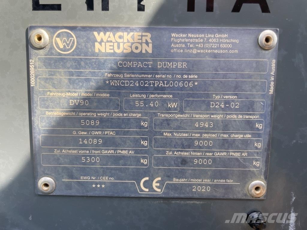 Wacker Neuson DV90 Minitractor de teren