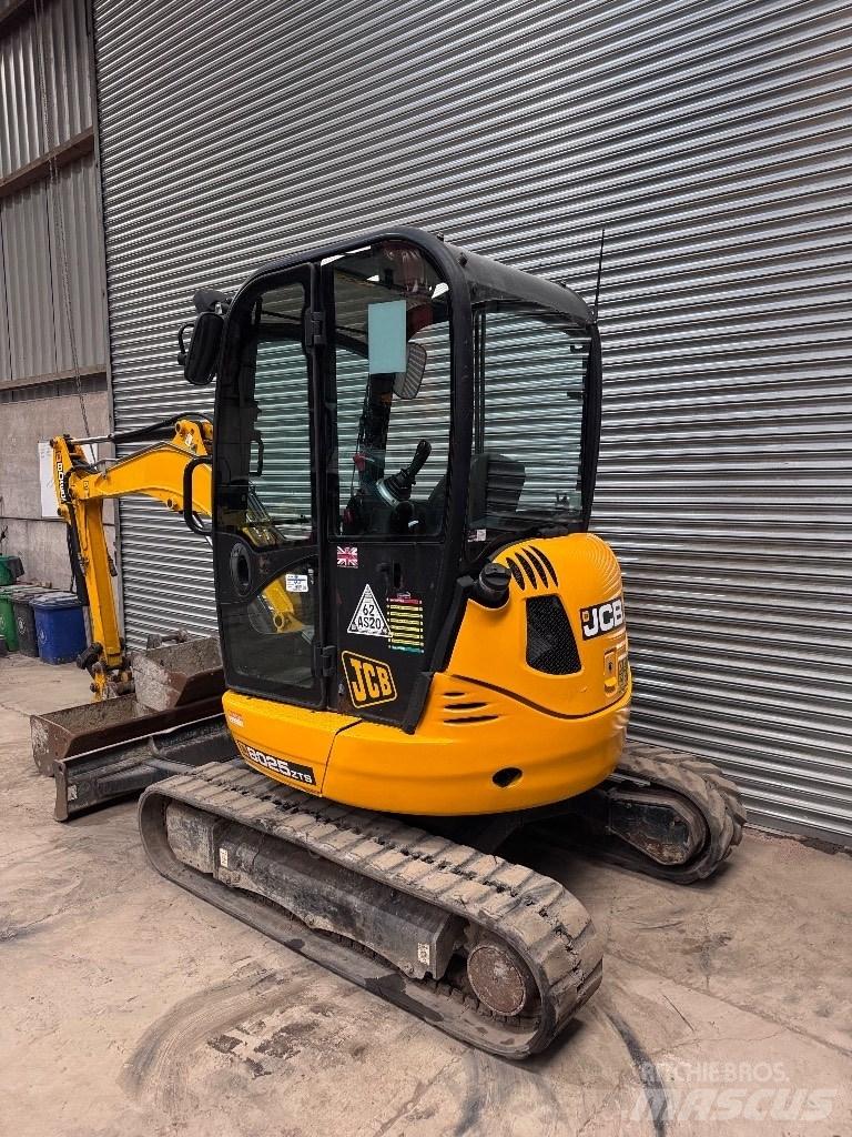 JCB 8025 ZTS Mini excavatoare < 7t